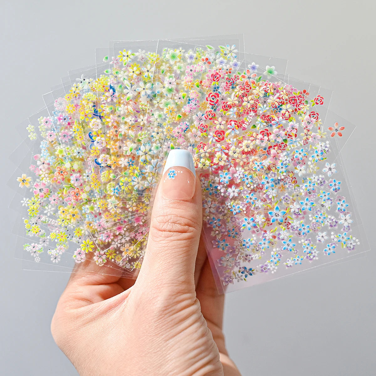 24pcs 3D Flower Diamond Nail Stickers Set Self-Adhesive Manicure Decoration