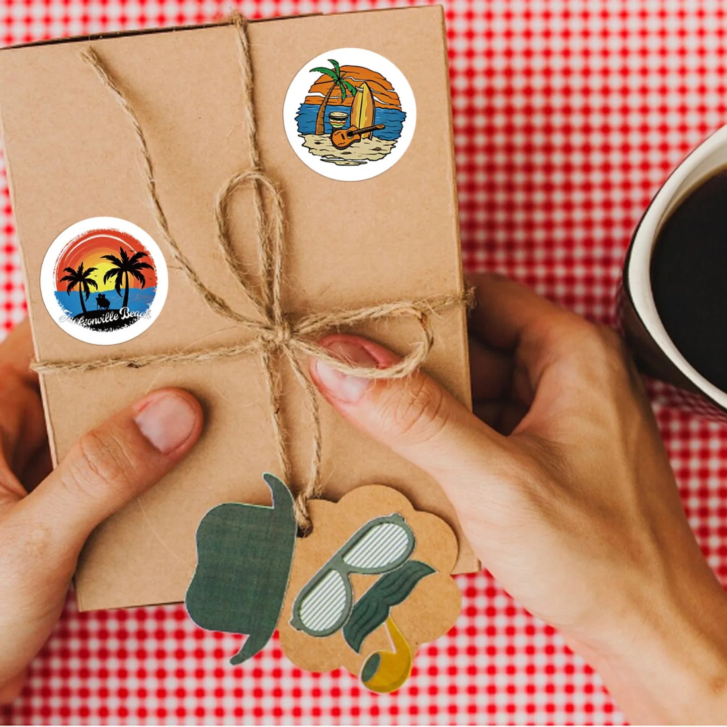 500pcs Summer Cartoon Beaches and Mushrooms Sticker Roll
