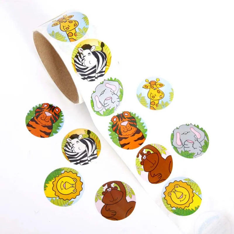 100pcs/1 roll reward stickers roll kids sticker scrapbooking star 3D cartoon characters funny Toys for Children