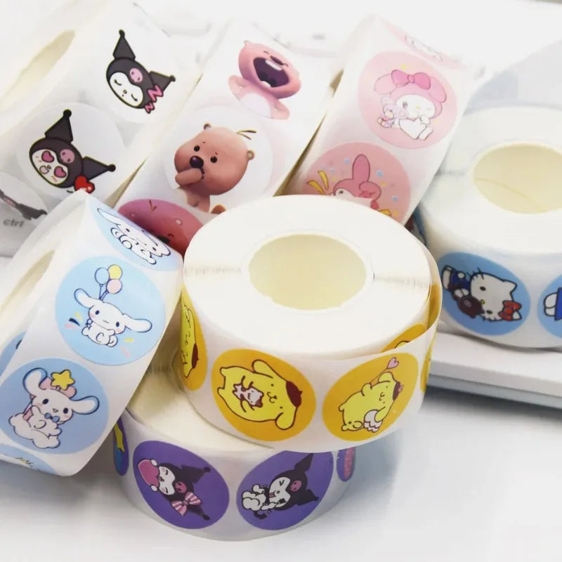 MINISO New 500PCS Cartoon Sanrio Hello Kitty Emojis Kulomi Laurel Dog Melody Seal Pudding Dog Loppy Little Beaver Roll Sticker